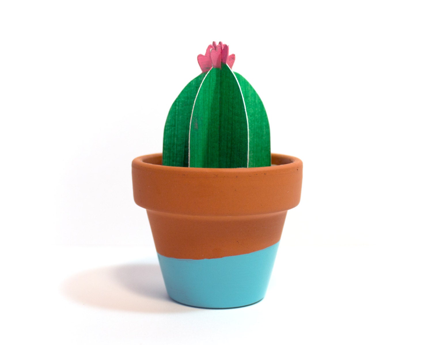 Cute 3D paper cacti in teracotta pot
